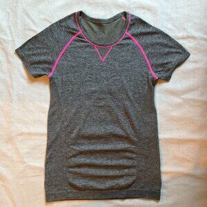 NWT Zensah Women's Run Seamless Short Sleeve Top, Heather Gray, Sz M
